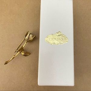 Giovanni signed vintage rose brooch